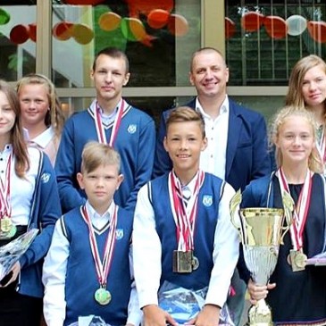 Świąteczny apel w Gimnazjum w Mickunach